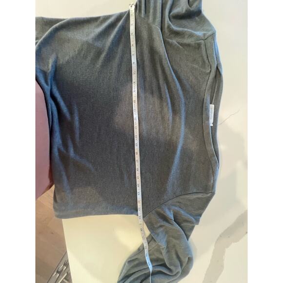 Amaryllis Women's Gray Plus Size Boat Neck Blouse Size 1X - Picture 7 of 8